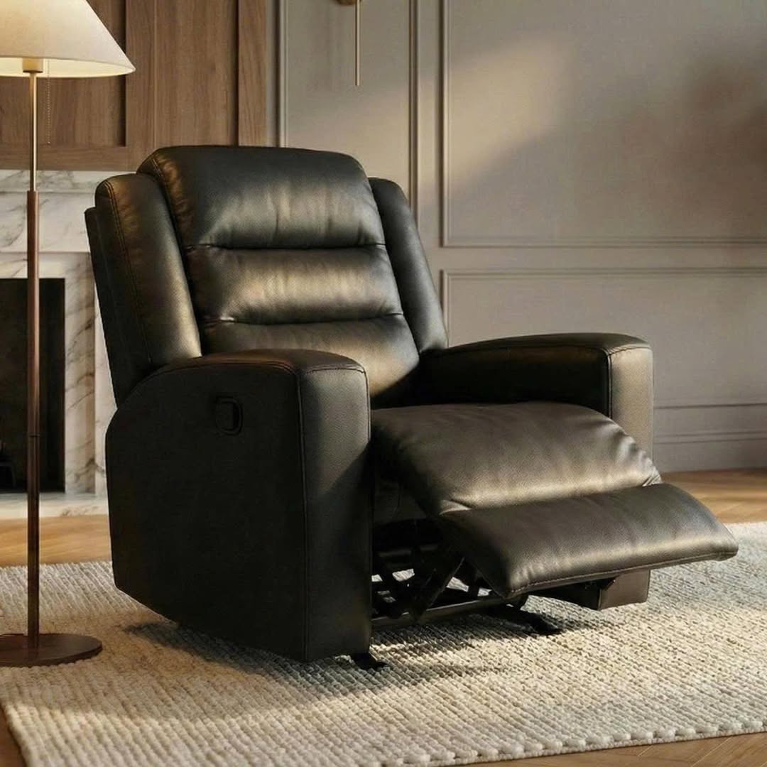Thanh lý ghế sofa thư giãn da bò xuất Mỹ, giá 3tr9, hỗ trợ vận chuyển tận nhà tại HCM. Liên hệ 0826986062.