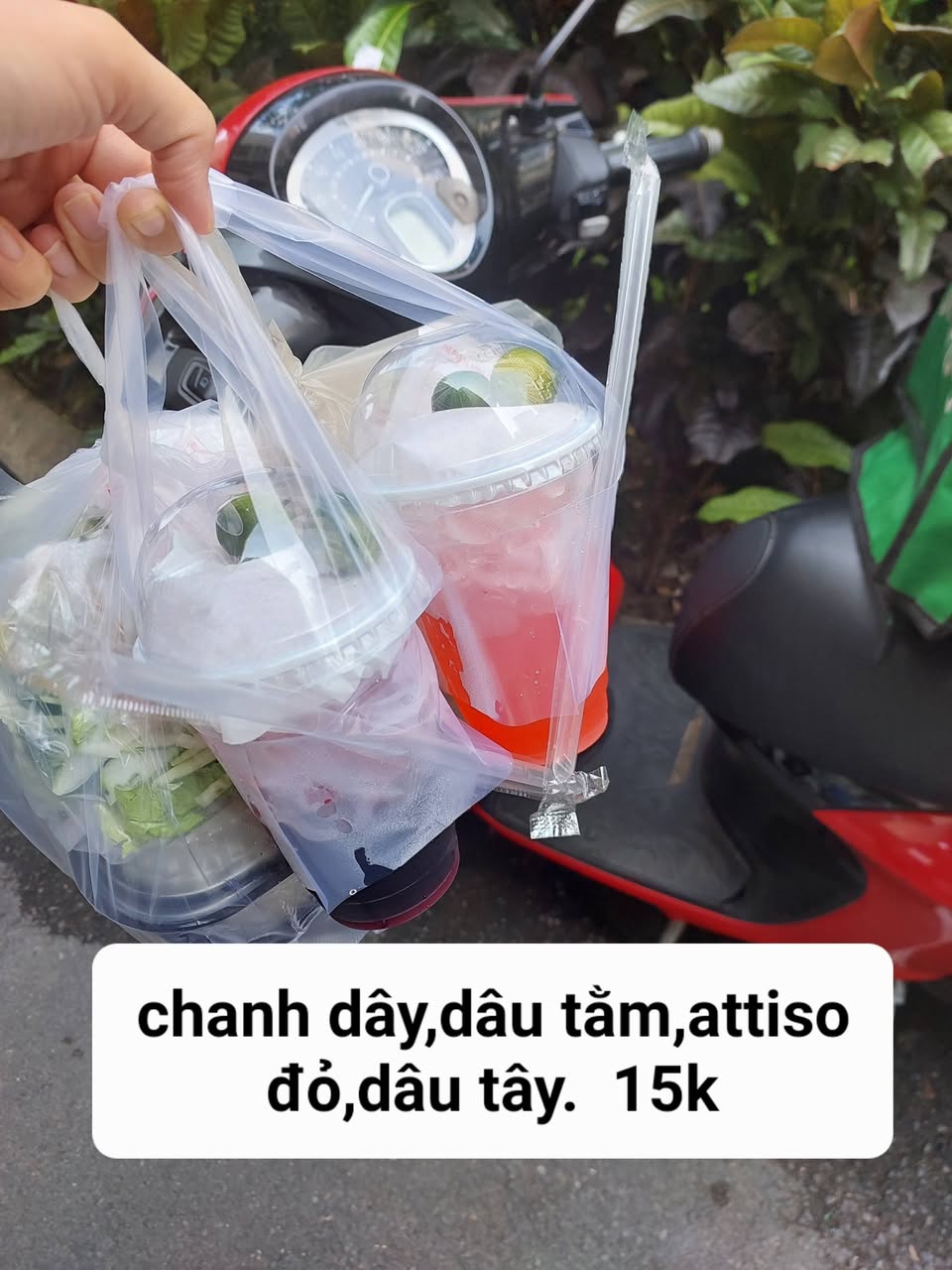 Bán bún mắm nêm, bún thịt nướng, bún nước tương thập cẩm, mì Quảng trộn. Giao món nhanh, phờ ri ship cho cư dân S702A. Liên hệ: 0933135351.