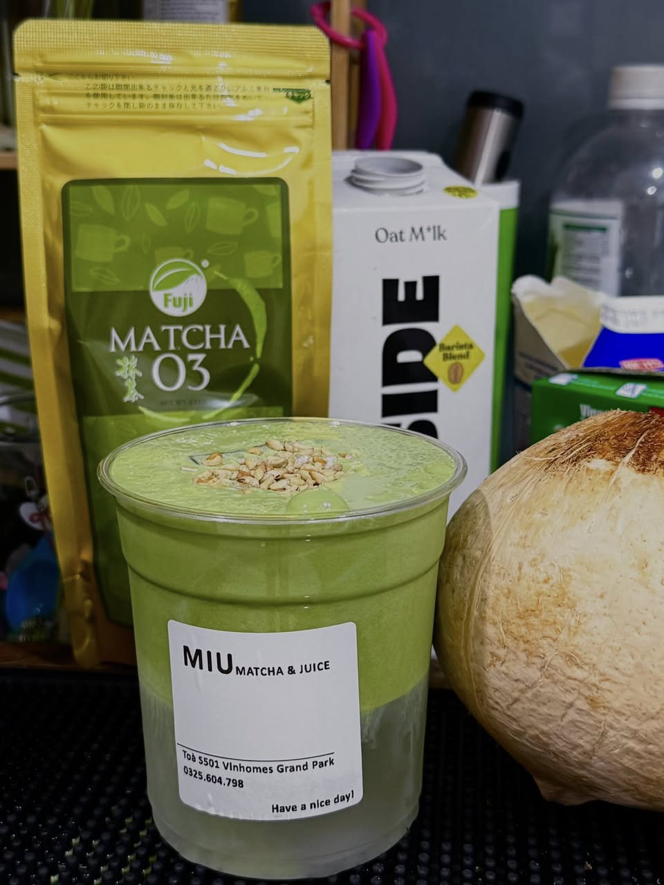 Bán combo khúc bạch mát lạnh và matcha thơm béo, chất lượng, giá hợp lý. Freeship cho mỗi ly/hộp. Liên hệ tại Toà S501 Vinhomes Grand Park.