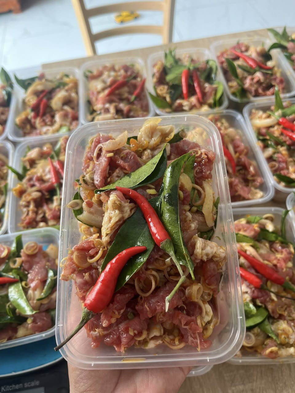 Bán thịt heo rừng lai Daknong ướp lá mắc mật, giá 195k/kg, nửa ký 100k, nguyên liệu sạch, giao nhanh, free ship Vin đơn từ 100k.