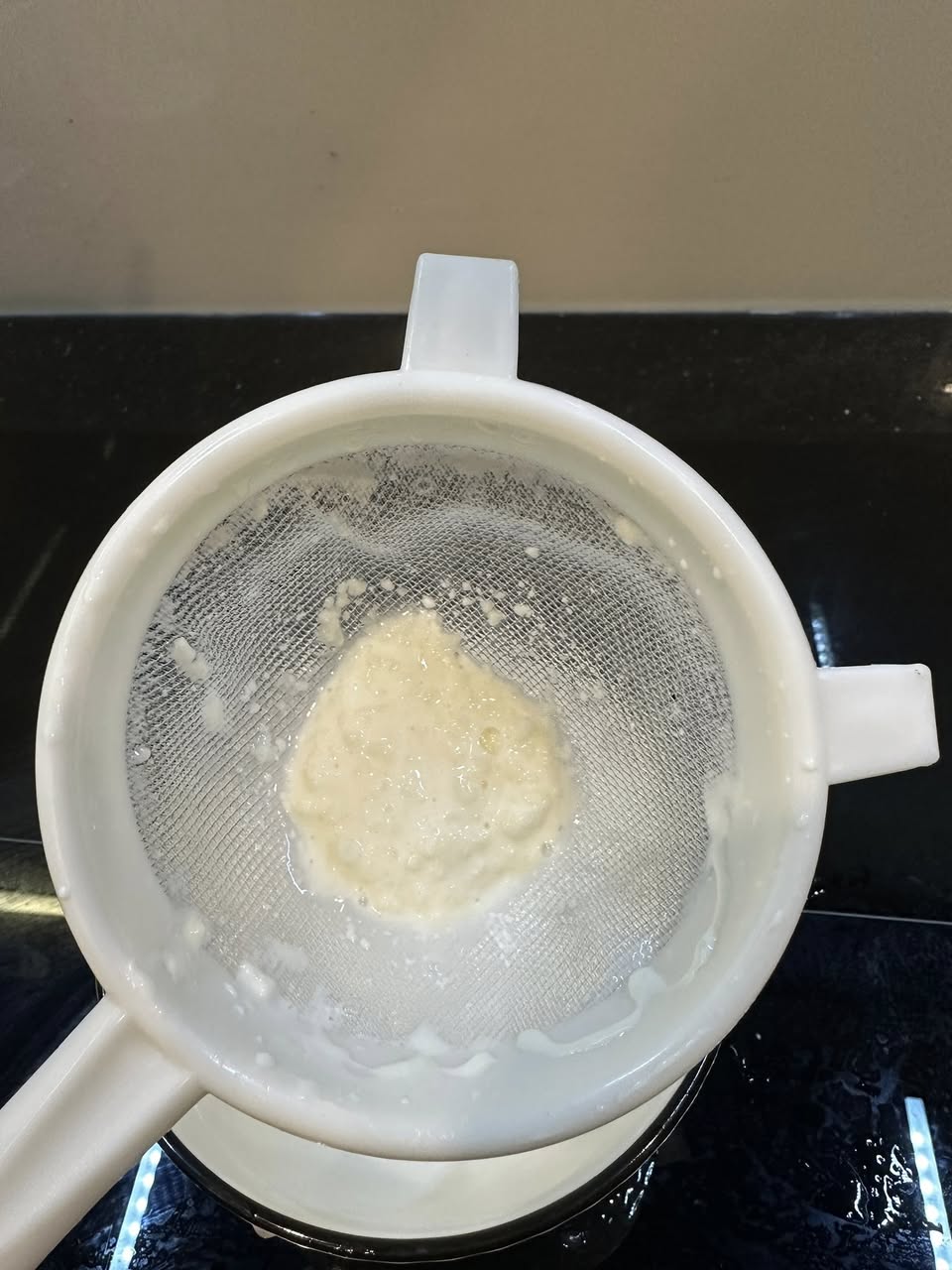 Bán sữa chua uống kefir và sữa chua Hy Lạp kefir, hỗ trợ tiêu hoá, eat clean, phù hợp người dị ứng lactose. Ship thứ 4 & thứ 6 hàng tuần. Liên hệ: 0917658787.