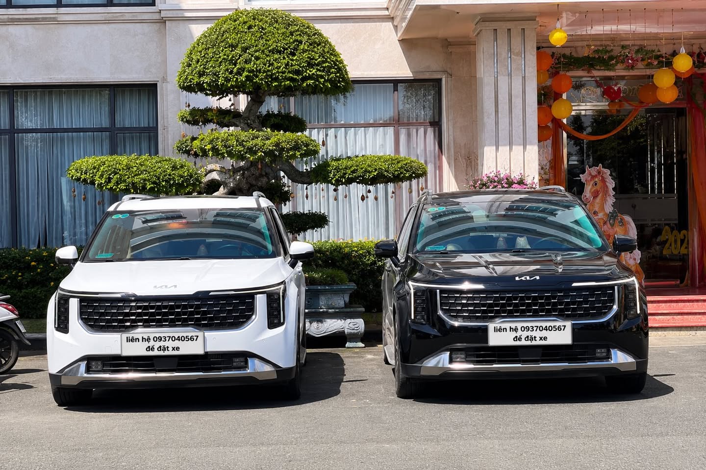 Dịch vụ cho thuê xe Kia Carnival 2025 (7-11 chỗ, limousine) có tài xế tại TP.HCM và các tỉnh lân cận, phục vụ sân bay, cưới hỏi, city tour, công tác, hợp đồng doanh nghiệp.