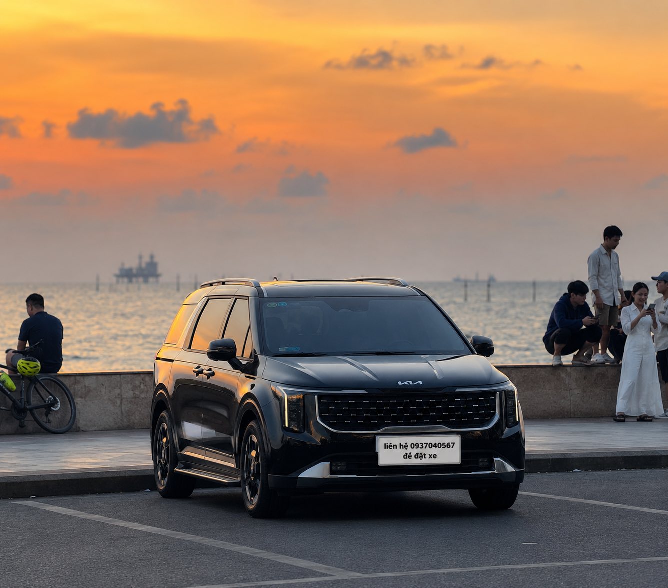 Dịch vụ cho thuê xe Kia Carnival 2025 (7-11 chỗ, limousine) có tài xế tại TP.HCM và các tỉnh lân cận, phục vụ sân bay, cưới hỏi, city tour, công tác, hợp đồng doanh nghiệp.