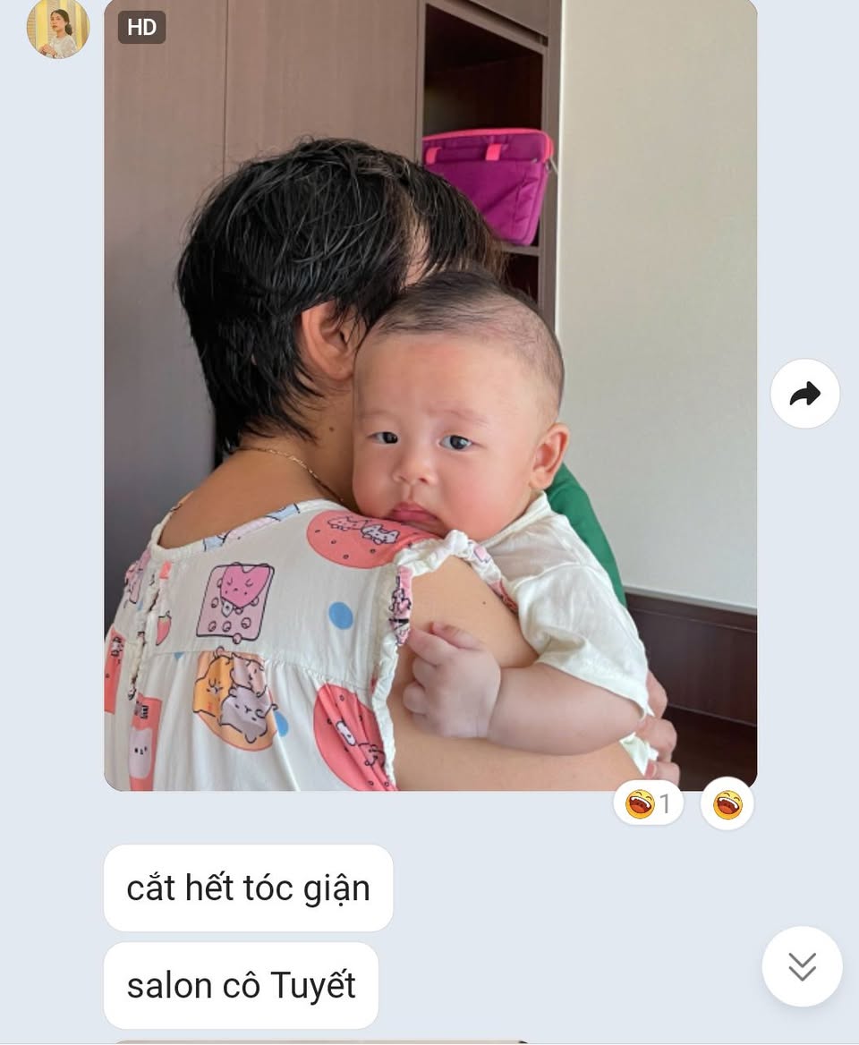 Dịch vụ cắt tóc sơ sinh, massage bầu, bấm lỗ tai, chăm sóc sau sinh và tắm bé chuẩn y khoa tại nhà. Liên hệ Zalo 0975609384.