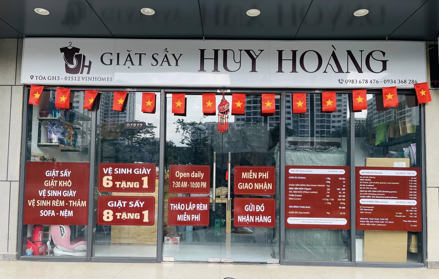 Tiệm Giặt Sấy Huy Hoàng chuyên giặt sấy, vệ sinh giày, xử lý chăn mền, quần áo ẩm mốc. Giao nhận tận sảnh miễn phí tại Vinhomes Grand Park.