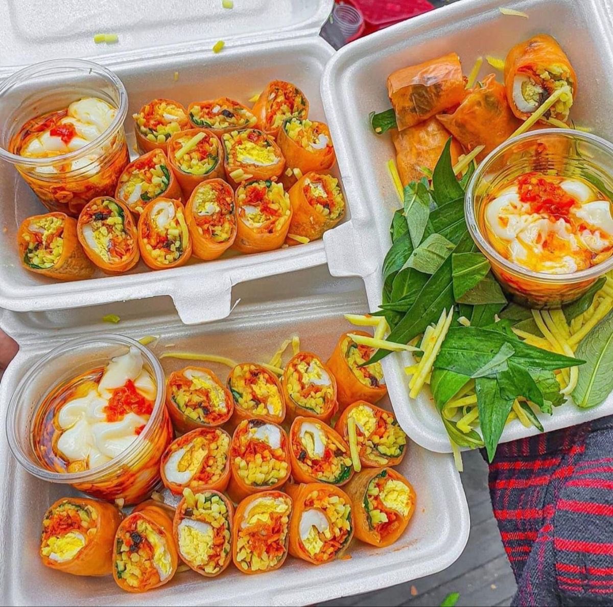 Bán bánh tráng phơi sương, bánh tráng cuốn, bánh đa trộn, bánh mì sốt phô mai/bơ trứng, trà tắc, trà sữa. Ship tận nơi khu Long Bình, giá từ 15k-25k.