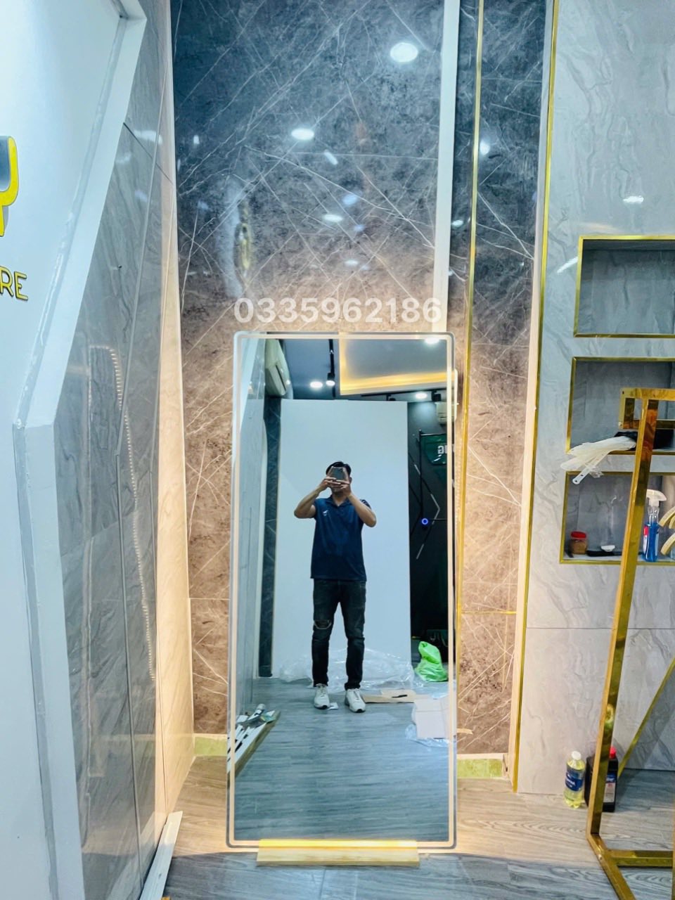 Nhận làm và lắp đặt gương decor, gương bàn trang điểm, gương phòng tập theo yêu cầu. Hỗ trợ ship và lắp đặt trong ngày tại TPHCM, Biên Hoà, Bình Dương.