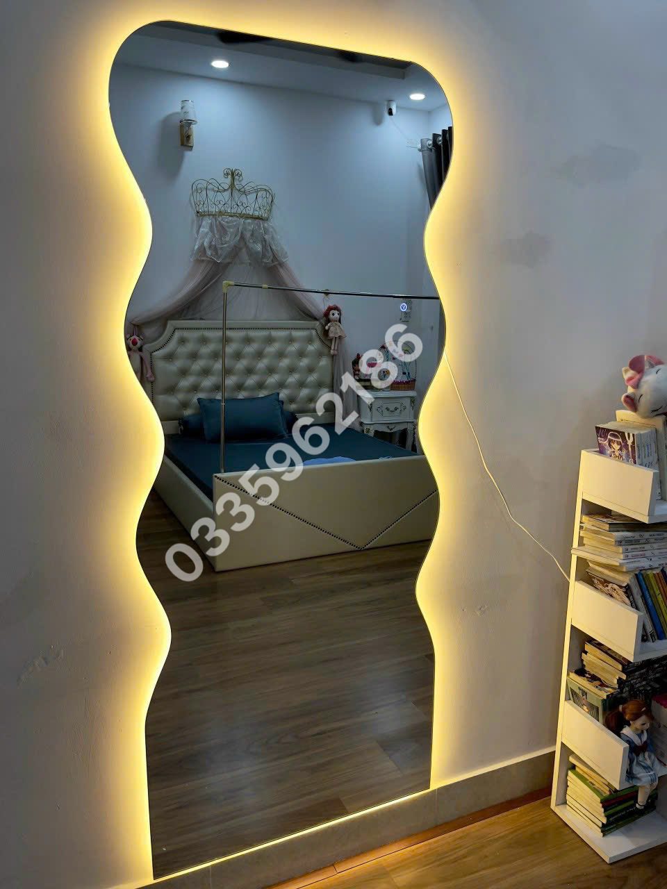 Nhận làm và lắp đặt gương decor, gương bàn trang điểm, gương phòng tập theo yêu cầu. Hỗ trợ ship và lắp đặt trong ngày tại TPHCM, Biên Hoà, Bình Dương.