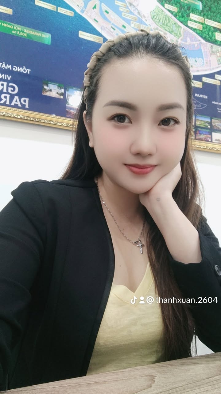 Dịch vụ gội đầu, làm nail tại 35 đường số 27, phường Long Bình, Thủ Đức. Mua gói gội tặng buổi, làm nail tích điểm nhận gội đầu miễn phí.