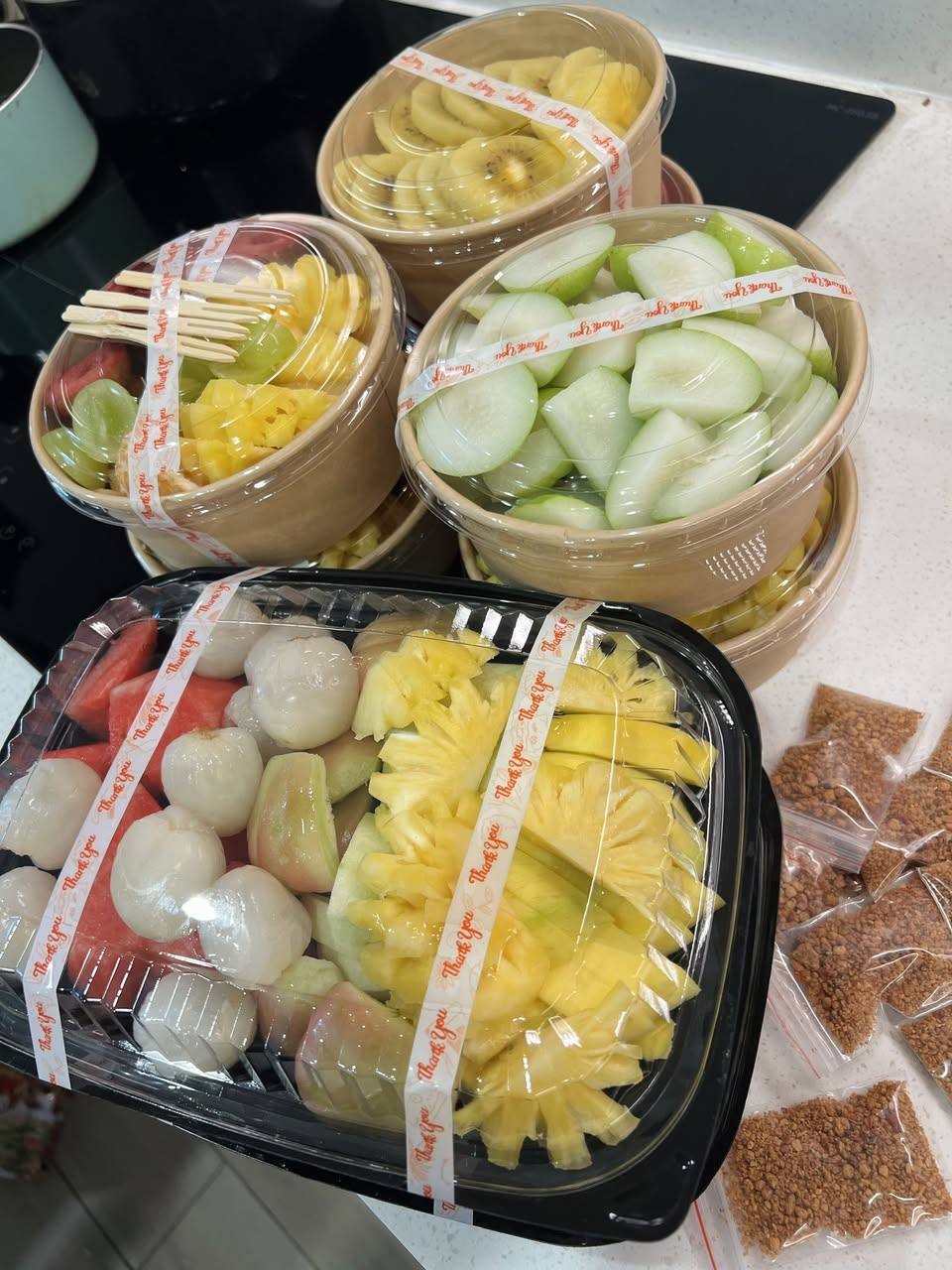 Bán hoa quả cắt sẵn tiện lợi, mix theo yêu cầu, nhiều set trái cây nhập khẩu và Việt Nam, nhận hàng tại Masteri Tháp A hoặc miễn ship toàn khu Vin.