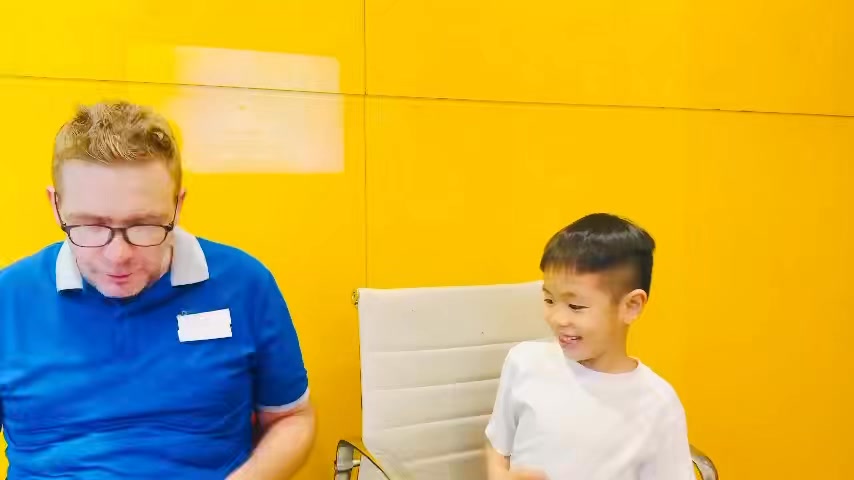 Lớp Toán & Khoa học hè 2026 cho học sinh, sĩ số nhỏ 3–5 bé, củng cố kiến thức Cambridge, phát triển tư duy logic, học với giáo viên theo sát.