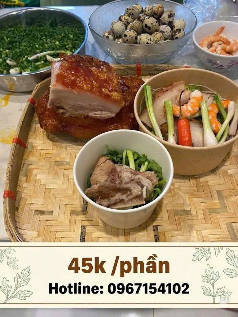 Hủ Tiếu Ruby bán hủ tiếu, mì trộn, bánh canh bột lọc, giao tận sảnh Vinhome Grand Park, giá 45k/phần, free ship từ 1 phần, gọi 0967154102.