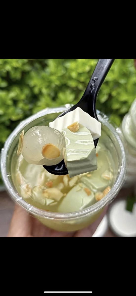 Chè Huyền S1092 bán chè, nhận ship từ 2 ly. Liên hệ Zalo 0917341982 để đặt hàng. Phù hợp cho cư dân muốn thưởng thức chè ngọt.