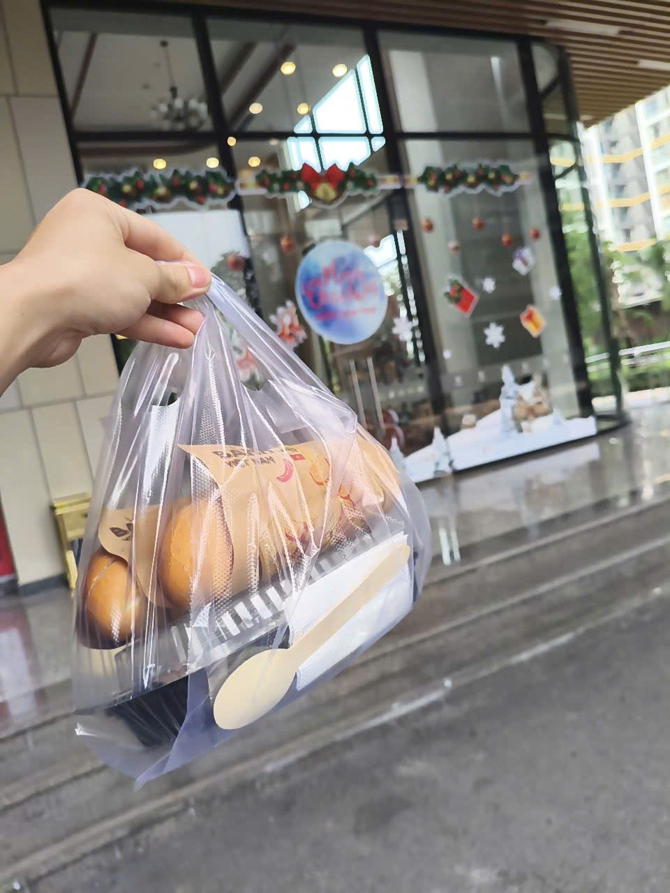 Bữa sáng đa dạng: bánh mì, xôi, bò né, cafe, yaourt, panna cotta, sữa hạt. Freeship nội khu Manhattan, Thủ Đức. Liên hệ: 0824.240.240.