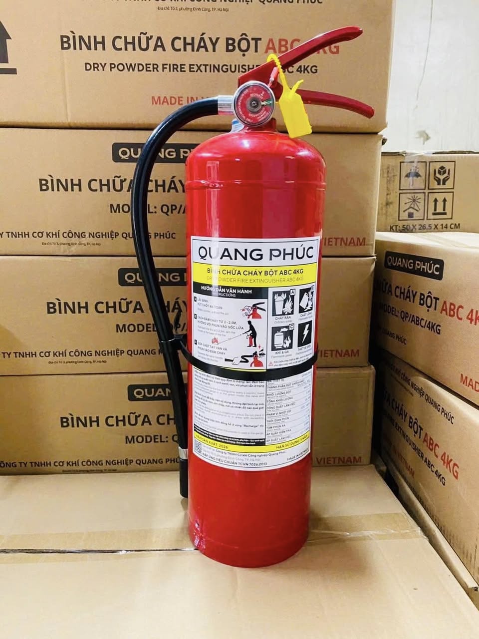 Cung cấp bình chữa cháy, thiết bị PCCC, cửa chống cháy, đèn exit, bảo hộ lao động tại TP.HCM, Bình Dương và toàn quốc. LH: 0963002702.