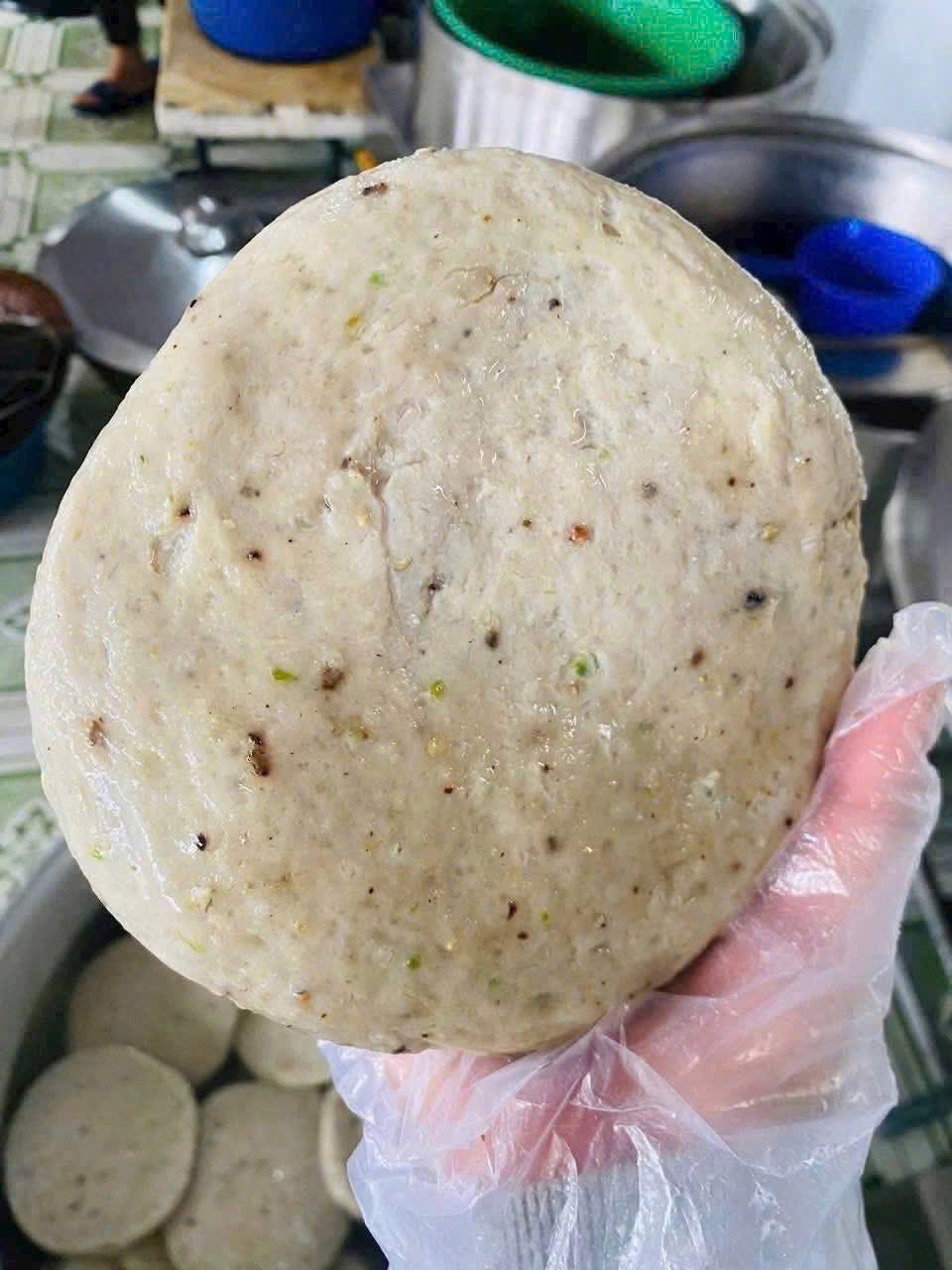 Bán chả cá biển Phú Yên chuẩn, không pha cá tạp, 135K/kg chiên & hấp. Bột bánh canh/phở dai tặng hẹ 40K/kg. Liên hệ 0375061802.