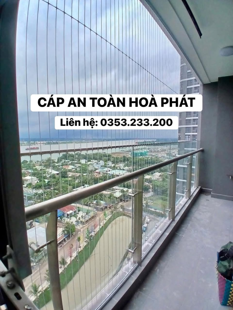Lưới an toàn ban công, cửa sổ, cầu thang giúp bảo vệ trẻ em và người già, đảm bảo an toàn cho gia đình tại nhiều chi nhánh TP.HCM.
