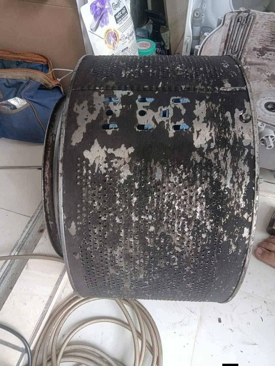 Điện Lạnh Hoàng Hải nhận vệ sinh, sửa chữa, lắp đặt, bảo trì máy lạnh, máy giặt, tủ lạnh. Giá dịch vụ rõ ràng, uy tín, chất lượng.