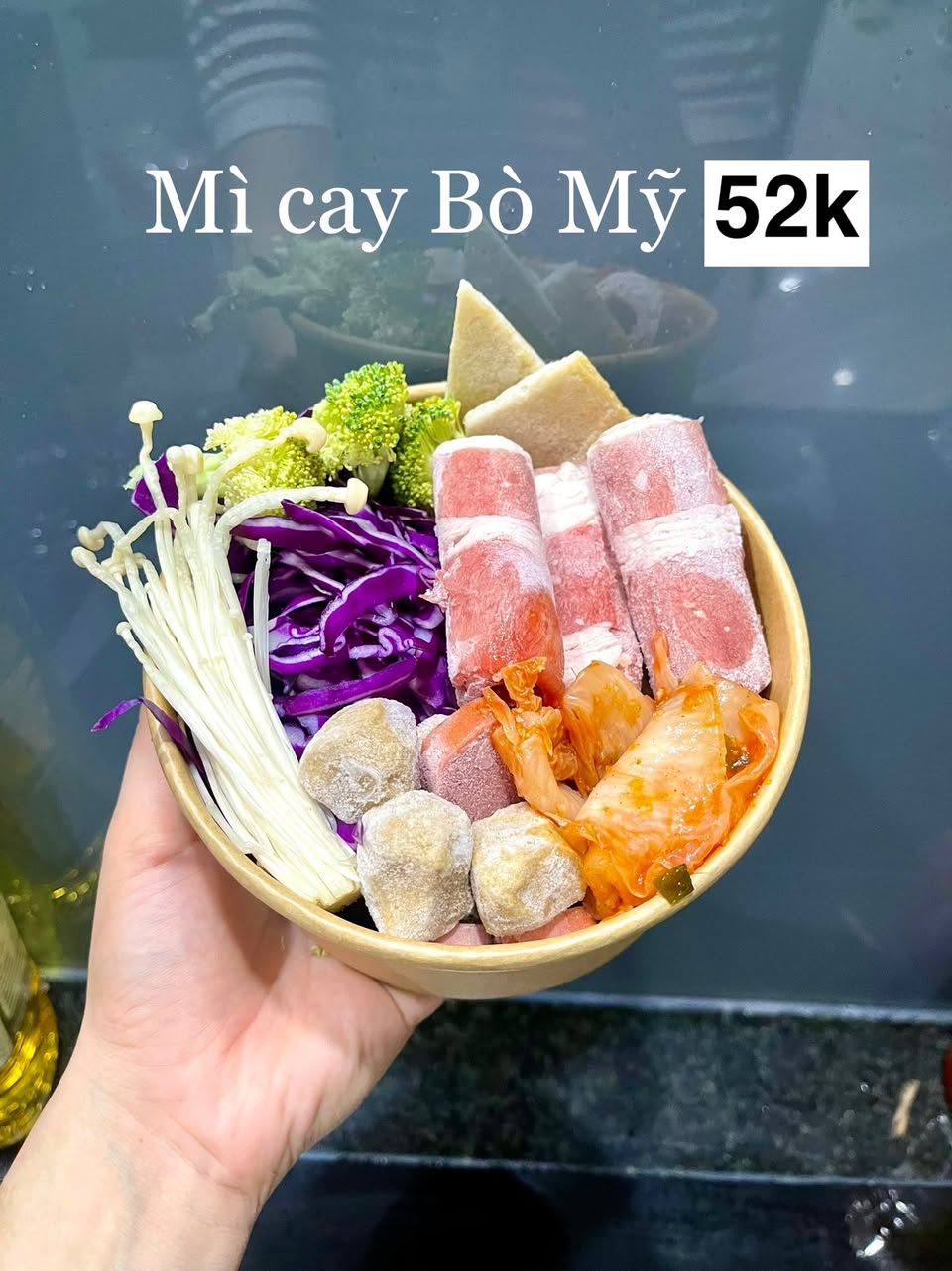 Nhà Gạo food & drink bán mì cay, tokbokki, sữa chua lắc, nước cam, ba chỉ bò mỹ... Nhận ship nhanh tận nơi, giá từ 15k.
